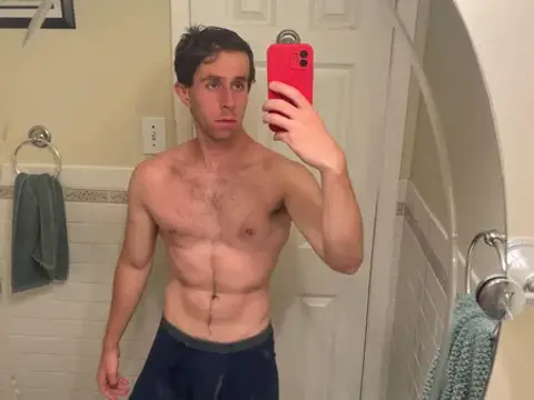 Am I hot ladies? 22 yr old Jersey boy. I have a very hard time pulling from apps (like apps like Tin