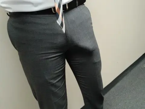 37 Bi In the office